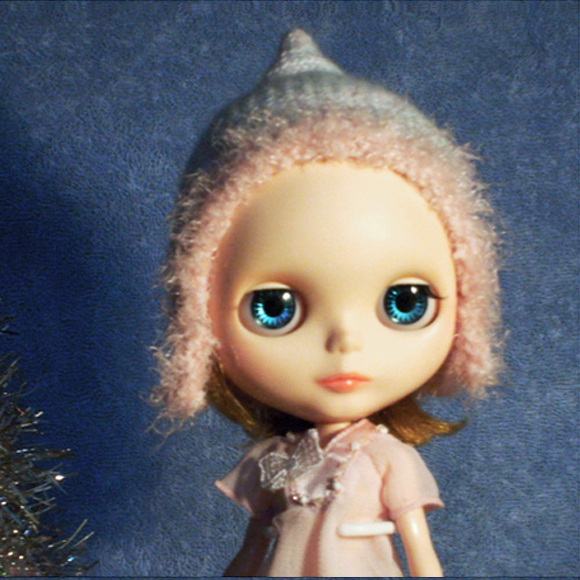 Polar Cap knitted hat for Blythe