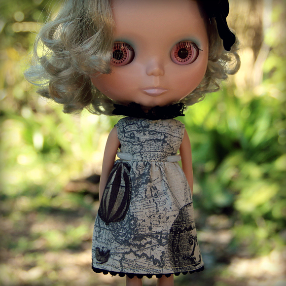 The Explorers Collection: Away dress for Blythe dolls